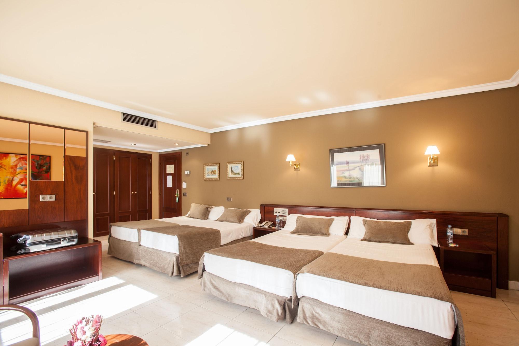 Hotel Yomo Imperial Sant Julià de Lòria Exterior foto