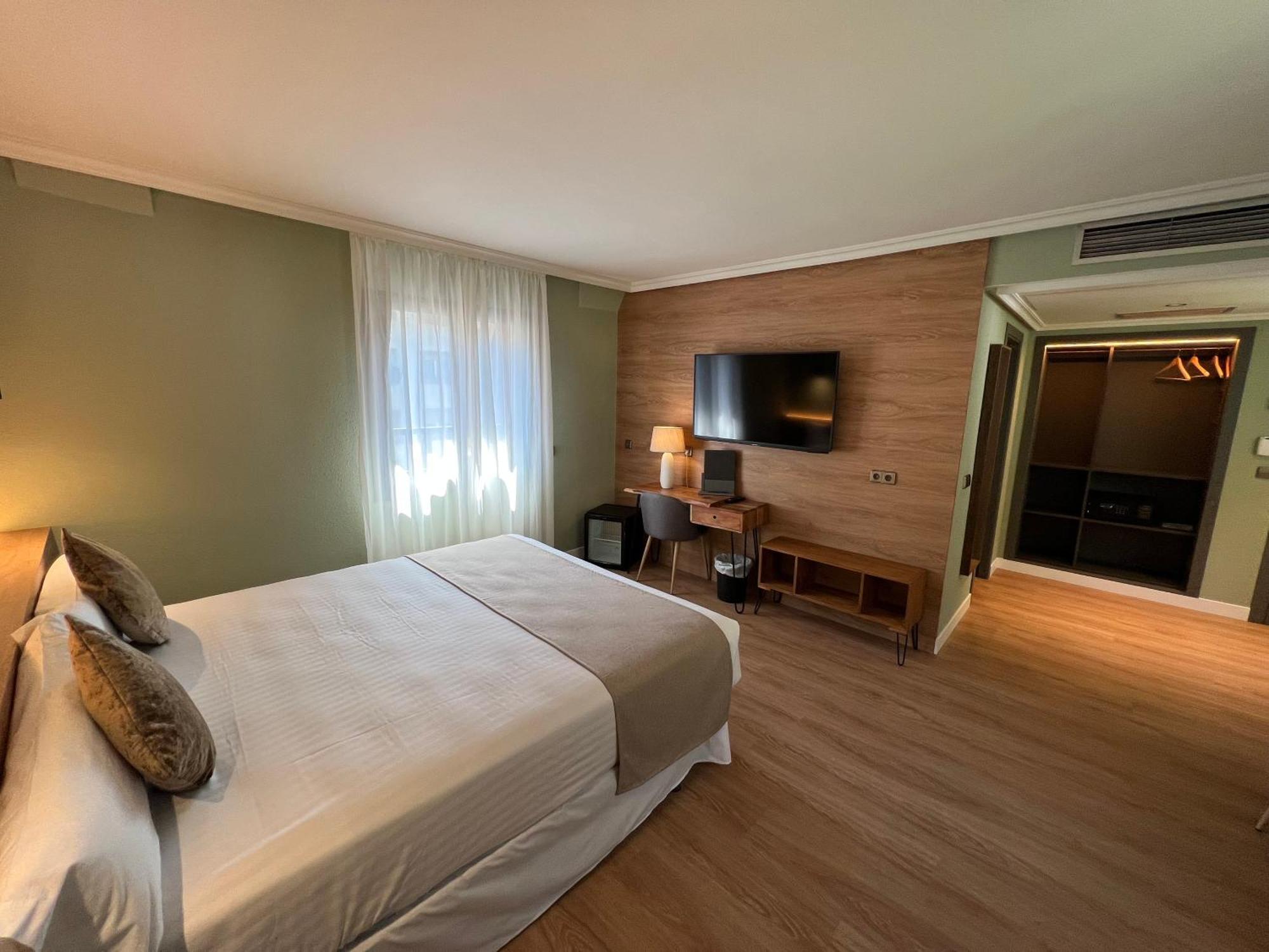 Hotel Yomo Imperial Sant Julià de Lòria Exterior foto