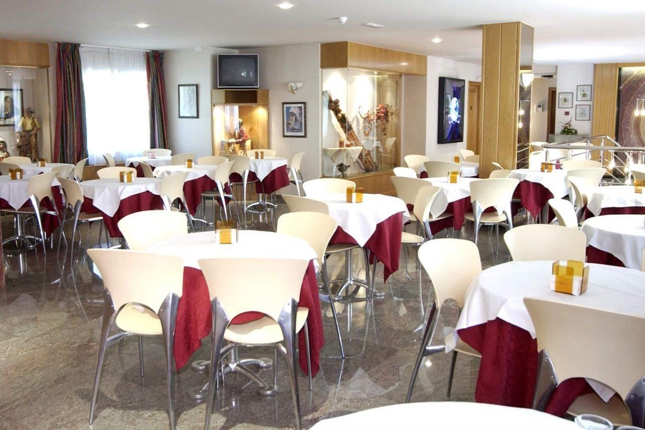 Hotel Yomo Imperial Sant Julià de Lòria Exterior foto