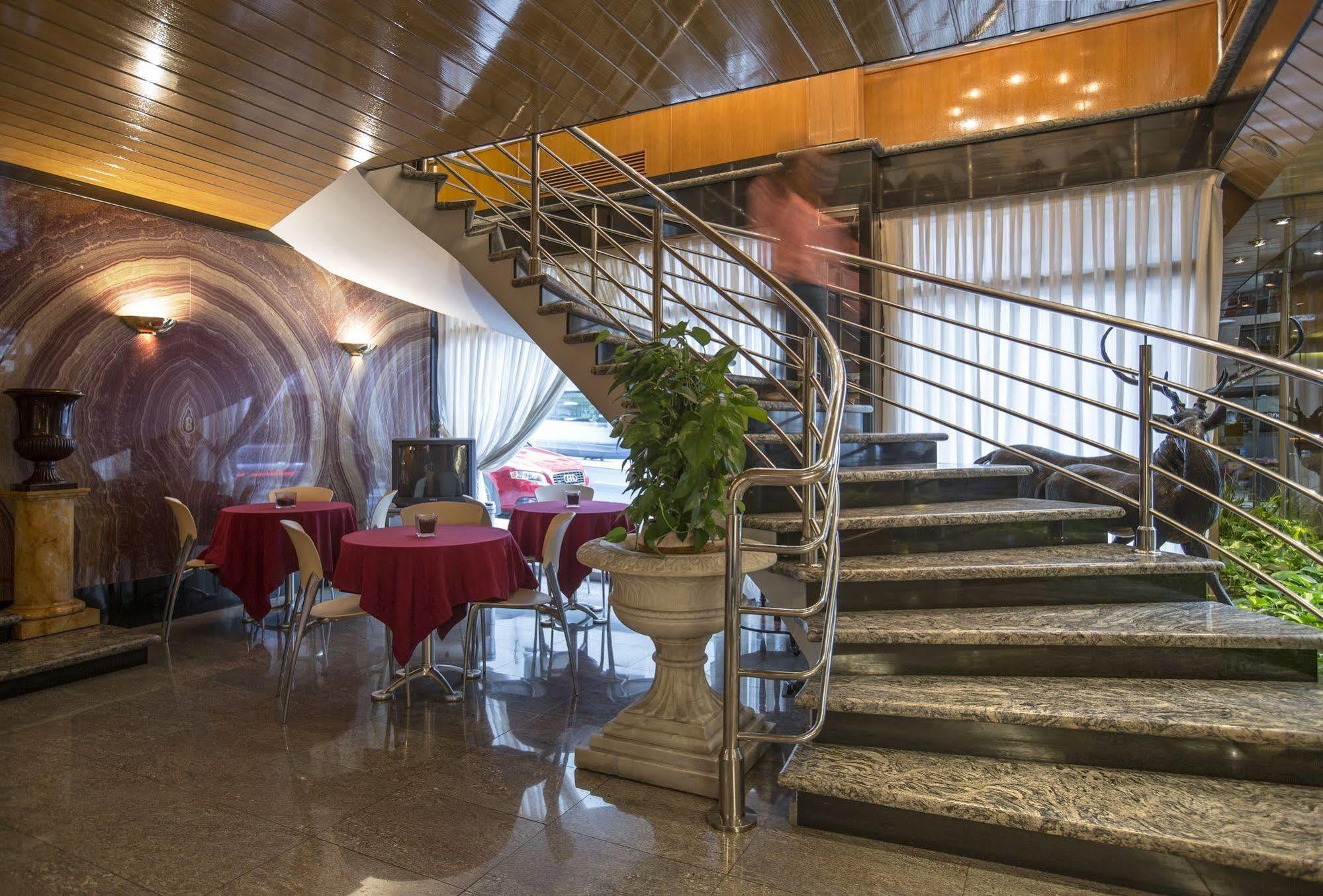 Hotel Yomo Imperial Sant Julià de Lòria Exterior foto