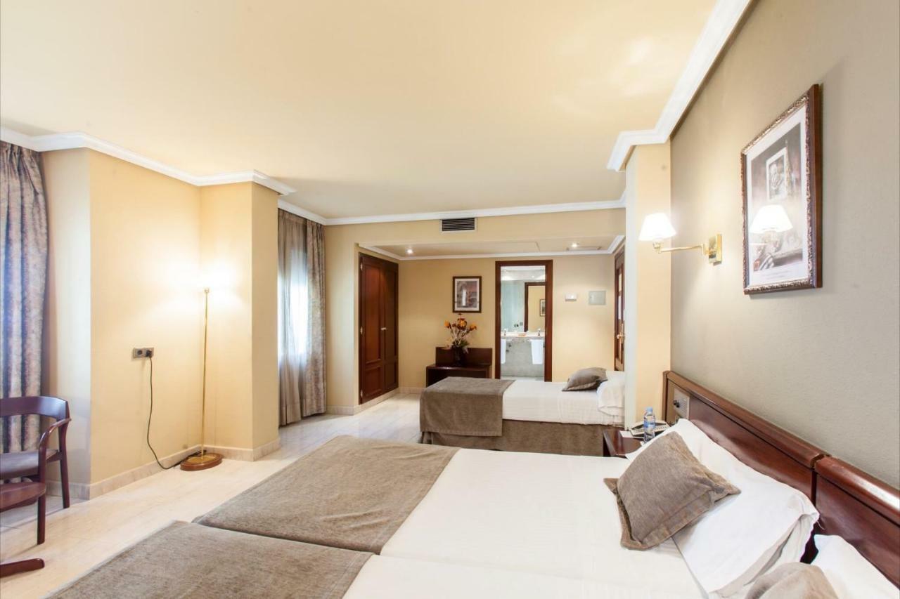 Hotel Yomo Imperial Sant Julià de Lòria Exterior foto